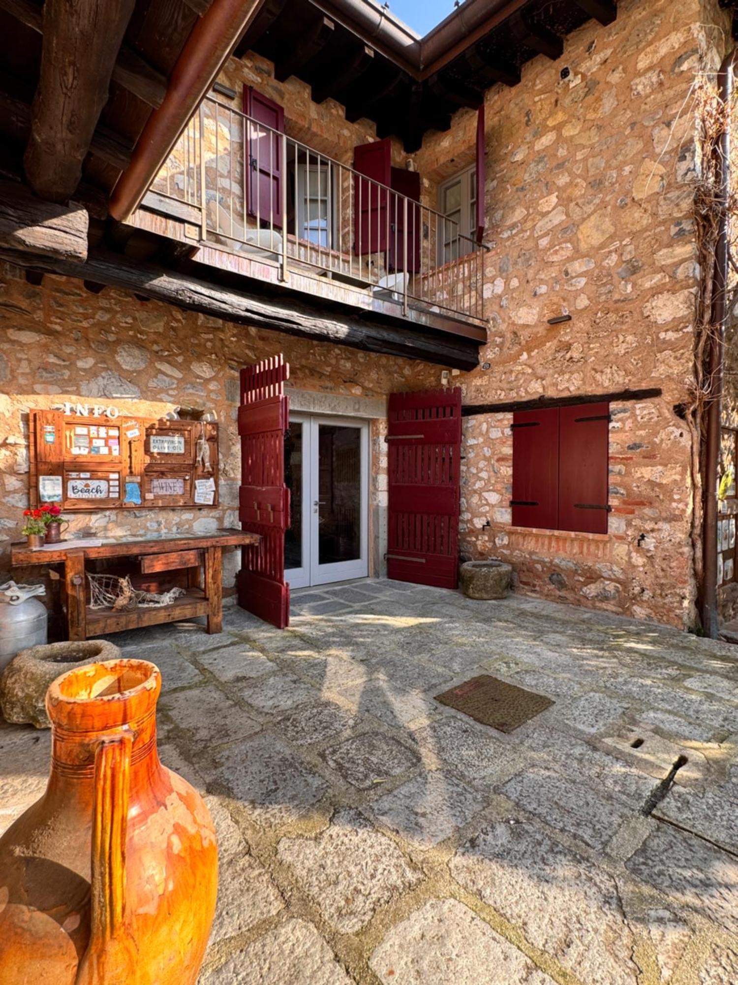 Agriturismo Cascina Carai Marone Exteriér fotografie